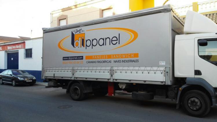Rotulación camión Dippanel Sevilla