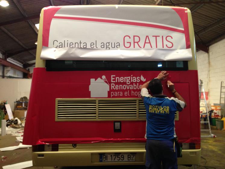 Rotulación Integral de 3 autobuses de I+D Energía en Sevilla. Trabajos realizados para la empresa Gráficas Ramos.