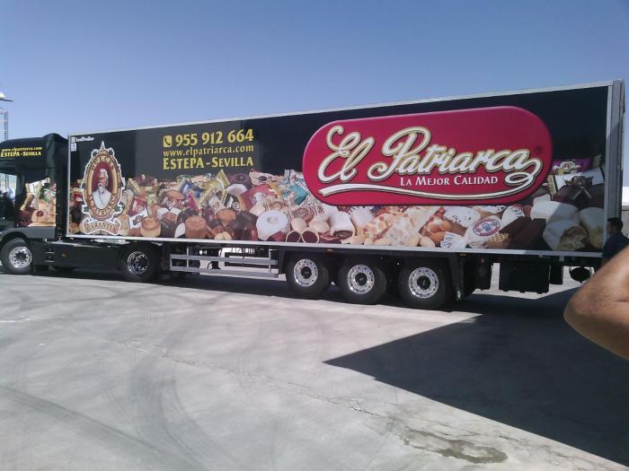 Rotulación de vinilo de camión El Patriarca Sevilla