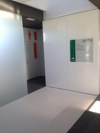 R&oacute;tulo Cartel Ambulatorio de Torreblanca Sevilla, Junta de Andaluc&iacute;a.