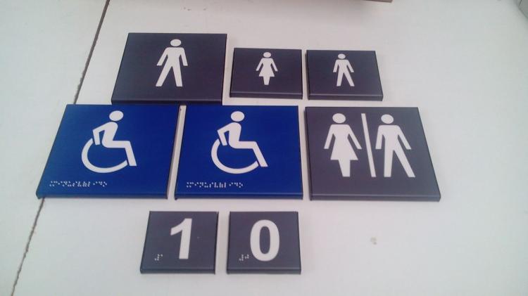 R&oacute;tulo Cartel Carteler&iacute;a lamas de aluminio 