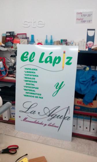 Rótulo cartel con rotulación El Lápiz y La Aguja, El Ronquillo Sevilla