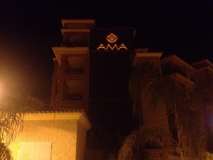 R&oacute;tulo luminoso cartel letras corp&oacute;reas. Hotel AMA Hotel & Health Retreats Islantilla Huelva