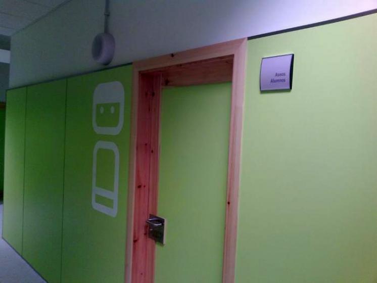R&oacute;tulo en vinilo Decoraci&oacute;n de Colegio en Alcal&aacute; de Guadaira Sevilla. Trabajos para Ferrovial-Agroman