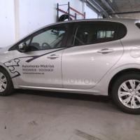 Rotulación en vinilo de corte Peugeot Automares-Motrisa Sevilla
