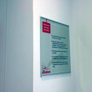 Rótulo Cartel Universidad de Sevilla, Edificio para el aprendizaje y la innovación Antonio de Ulloa