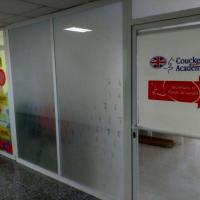 Academia Couckes English Sevilla.Rotulación de vinilos en impresión digital y al ácido