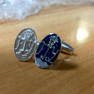 Gemelos en plata del Cuartel general de la Fuerza Terrestre Sevilla. Futer