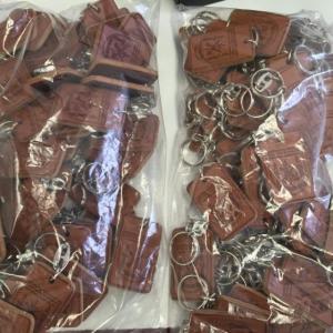 Hermandad de Antiguos Caballeros de la Legi&oacute;n. Llavero cuero termograbado.