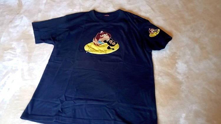 Camiseta promocional El Albergue de Dos Hermanas Sevilla.