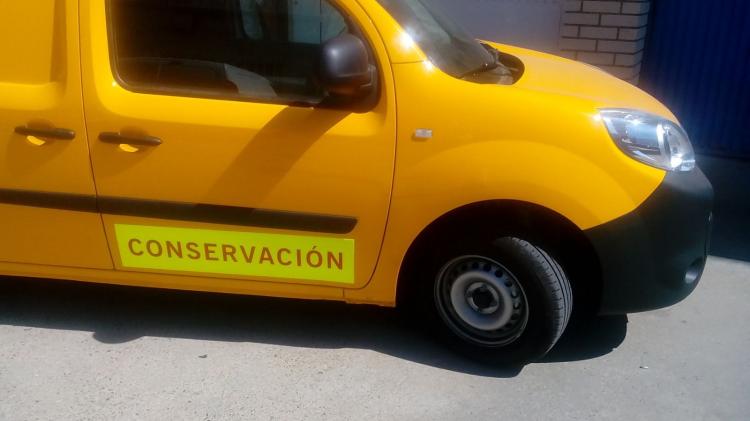 Imesapi Sevilla, Rotulación de furgoneta con vinilos homologados reflectantes.