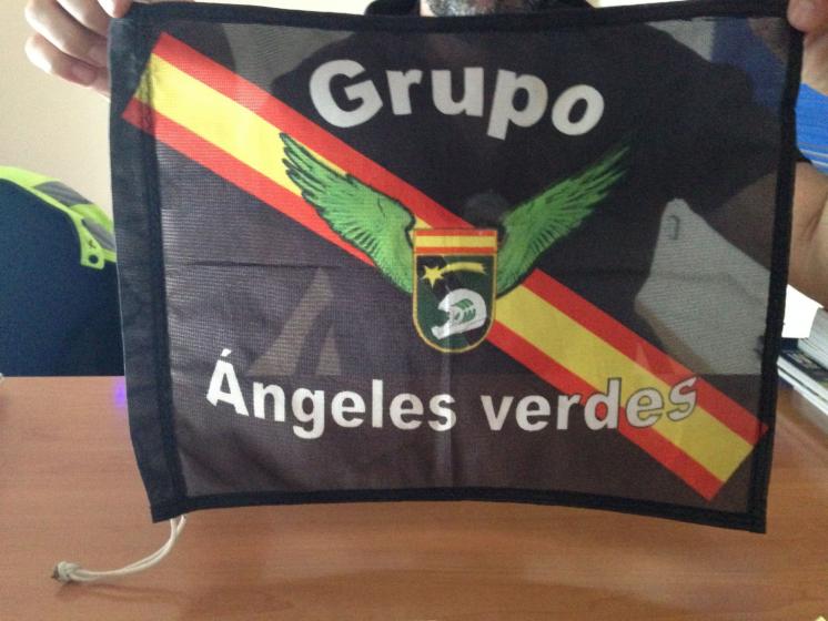 Mini bandera de moto en poliéster. Asociación Motorista Ángeles Verdes