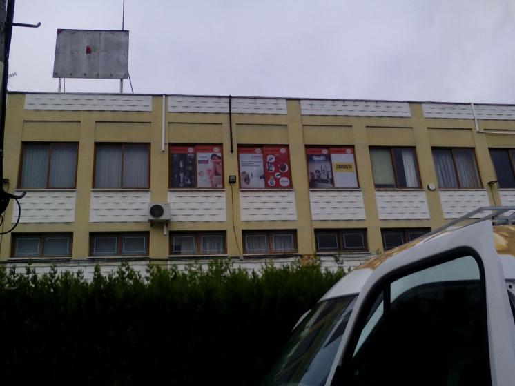 Nuevo Hogar , Electrodomésticos Expert, Sevilla. Rotulación de vinilos microperforado en impresión digital
