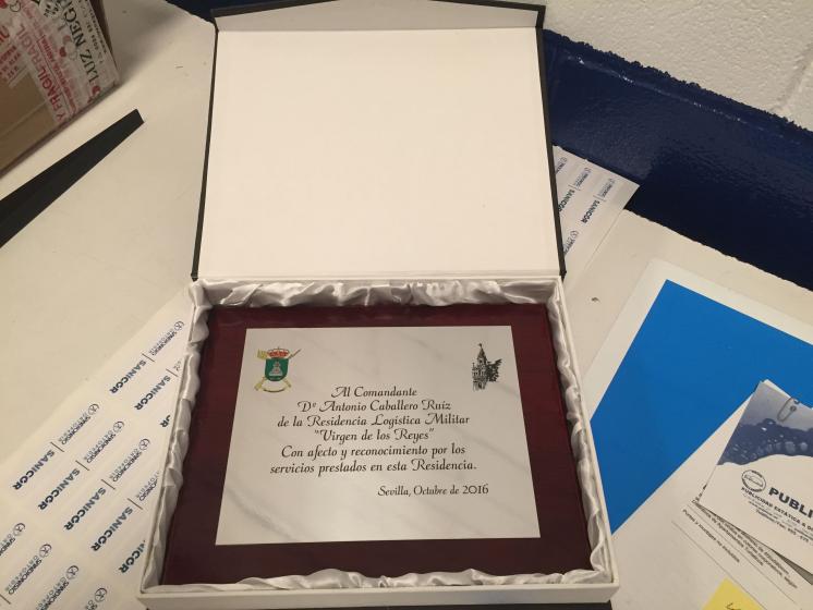 Placas conmemorativas en impresi&oacute;n digital. Sevilla