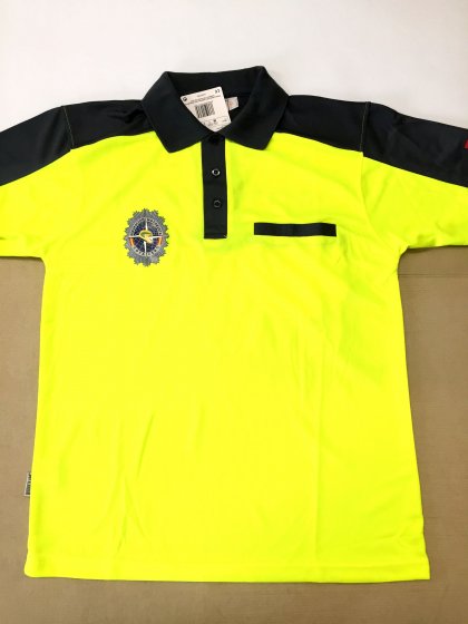 Polo trabajo alta visibilidad serigrafiado y transfer. Agrupación Motorista Cota Cero Sevilla.