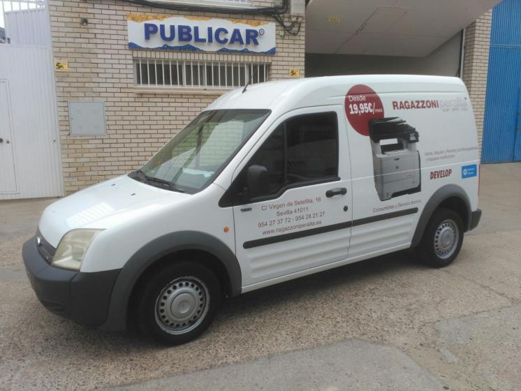 Ragazzoni Peralta Sevilla. Rotulaci&oacute;n de furgoneta en impresi&oacute;n digital laminada