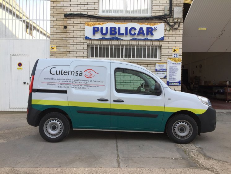 Rotulación de furgoneta semi integral con vinilos fundidos. Cutemsa Sevilla