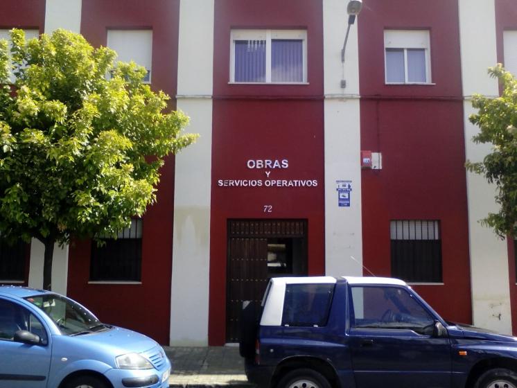R&oacute;tulo cartel letras corp&oacute;reas. Ayuntamiento de Utrera. Letras en acero inoxidable.
