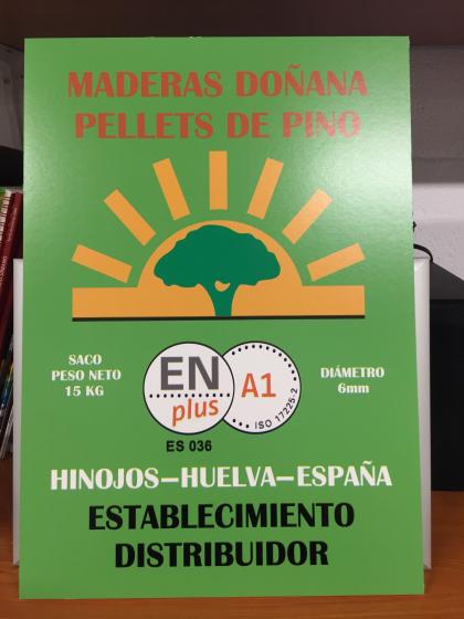 R&oacute;tulo cartel Maderas Do&ntilde;ana. Hinojos, Huelva. carteler&iacute;a en Cart&oacute;n pluma impresa directa.