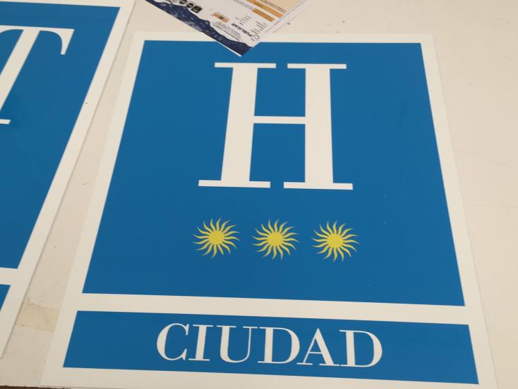 R&oacute;tulo Cartel Placa homologada Hotel Ciudad