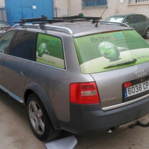 Bróker led Sevilla. Rotulación de coche con vinilo homologado microperforado para ITV