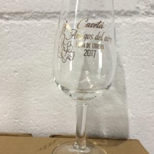 Catavinos jerezanos serigrafiados en tinta oro de 24K y su caja en terminaci&oacute;n plata. Feria de Utrera Sevilla.