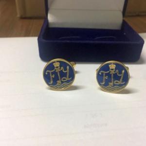 Gemelos en plata con ba&ntilde;o de oro. Cuartel General de la Fuerza Terrestre Sevilla. Futer