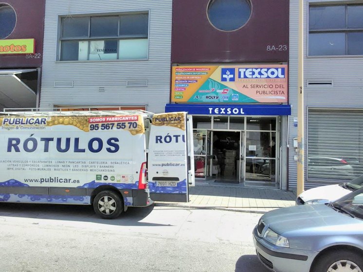Bandeja dibón rotulada con vinilo laminado. Texsol Sevilla.
