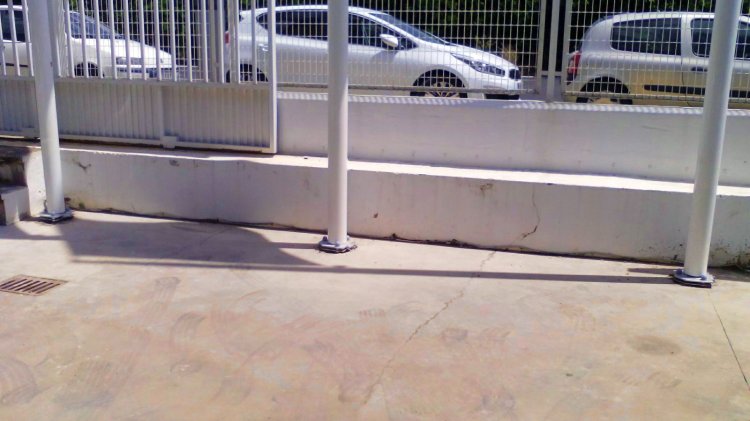 Bases para m&aacute;stiles de fibra de vidrio, para la Mitsubishi  S-30 Sevilla