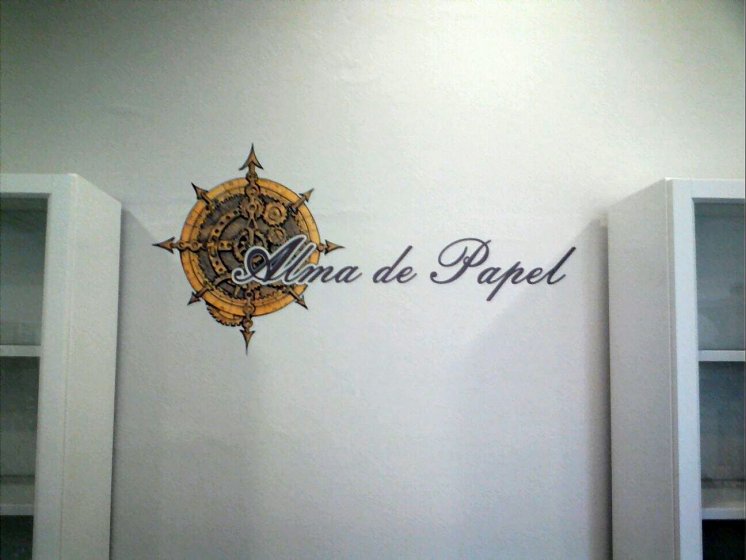 Impresión digital sobre vinilo especial de pared. Alma de papel Dos Hermanas Sevilla