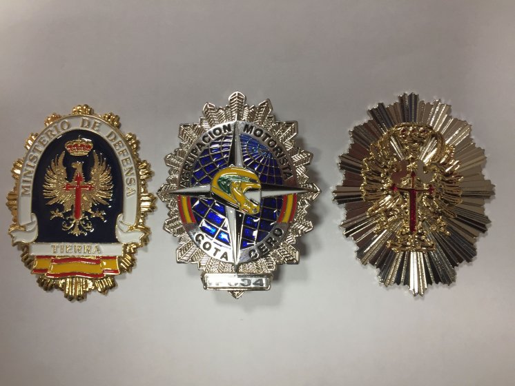 Placas insignias de Cuerpos y Seguridad del Estado. Agrupaci&oacute;n Motorista Cota Cero Sevilla 