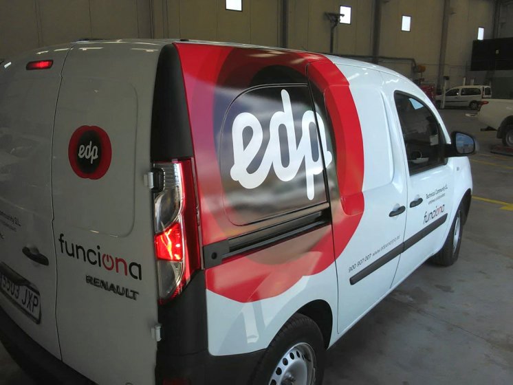 Rotulación de furgoneta en vinilo fundido en impresión digital. EDP en Sevilla y Málaga