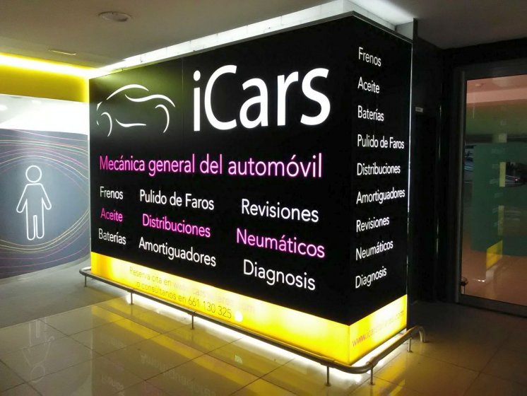 R&oacute;tulo cartel Caja luminosa rotulada con vinilos trasl&uacute;cidos. Icars Sevilla. 