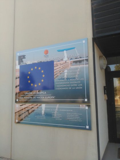 R&oacute;tulo Cartel fachada para el Puerto de Sevilla. 