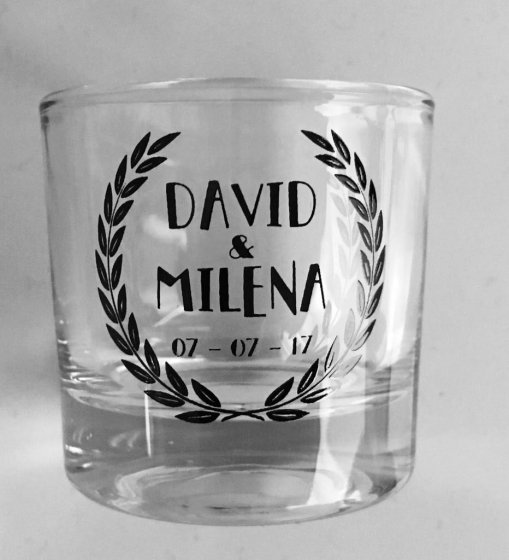 Vaso de cristal chupito, serigrafiado &oacute; grabado en tinta al horno para boda. Sevilla