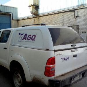 Rotulación de pica todoterreno con vinilos para coches. AGQ Sevilla