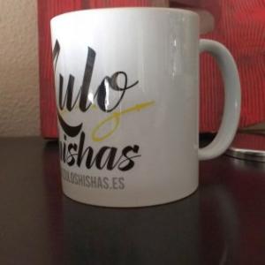 Taza grabada en sublimaci&oacute;n. Zulo Shishas Dos Hermanas Sevilla.