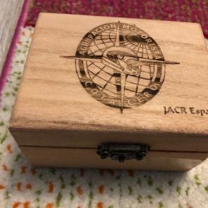 Caja madera grabada a l&aacute;ser para Reloj. Agrupaci&oacute;n Motorista Cota Cero Sevilla.