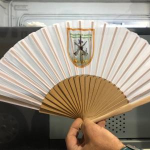 Hermandad de Antiguos Caballeros de la Legi&oacute;n. Abanicos personalizados en Sevilla.