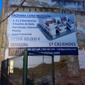 Lona publicitaria para promoción de viviviendas en San Juan de Aznalfarache Sevilla.
