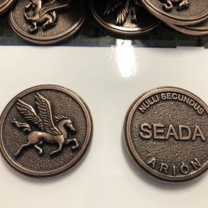 Monedas en relieve para la Seada Ej&eacute;rcito del Aire en Sevilla.