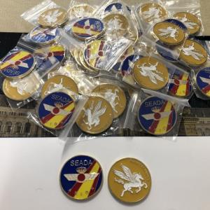 Monedas en relieve para la Seada Ej&eacute;rcito del Aire en Sevilla.