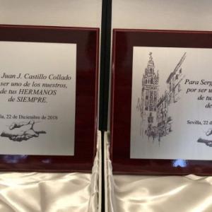 Placa conmemorativa con estuche, personalizada en impresi&oacute;n digital. EVA 3 en Constantina Sevilla.