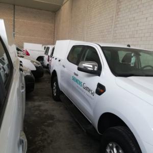 Rotulación de flota de rancheras pick up con vinilos de corte. Siemens Gamesa Sevilla.