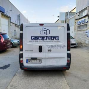 Rotulación de furgoneta en vinilo de corte. Gesconpetrol, en Dos Hermanas Sevilla.