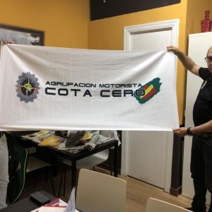 Toalla con grabaci&oacute;n personalizada por sublimaci&oacute;n, para la Agrupaci&oacute;n Motorista Cota Cero Sevilla.