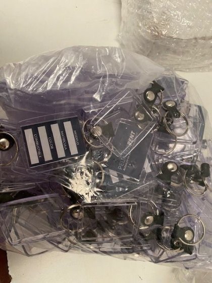 Llaveros para indetificaci&oacute;n personaliables. Peugoet Automares.