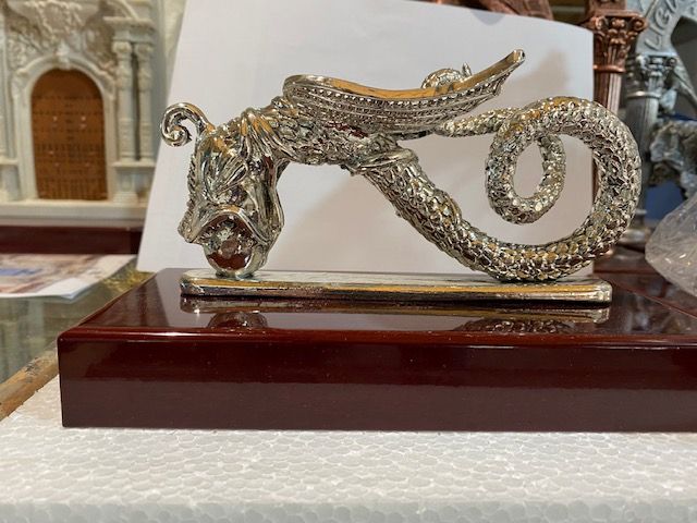 Regalo trofeo, Llamador con ba&ntilde;o de plata de Ley. Cuartel General de la Fuerza Terrestre ( Futer ) de Sevilla.