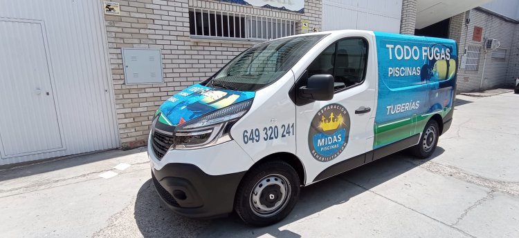 Rotulación de coche con vinilos fundidos. Todo Gas Sevilla.