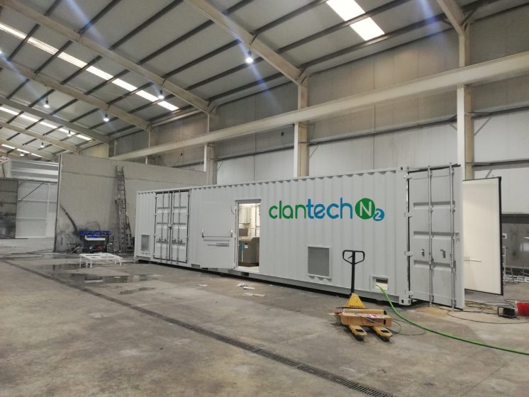 Rotulaci&oacute;n de contenedores container en vinilo de corte especial para CLAN TECNOLOGICA,SL. Sevilla.